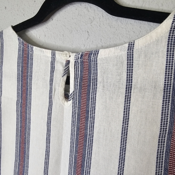 DIP Patriotic Crop Sleeveless‎ Hi Low Ruffle Hem Shirt Size S Small - Picture 8 of 8